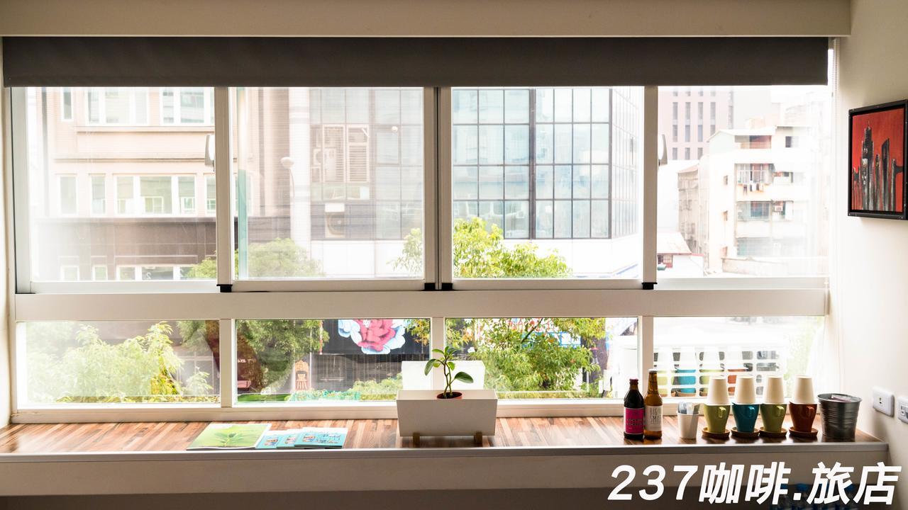 237 Hotel Kaohsiung Exterior foto